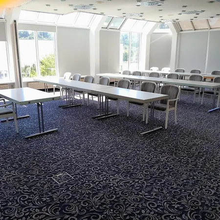 Hotel Aichtalerhof 3*
