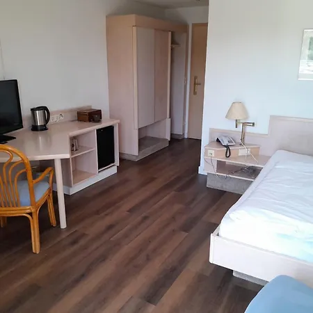 Hotel Aichtalerhof 3*